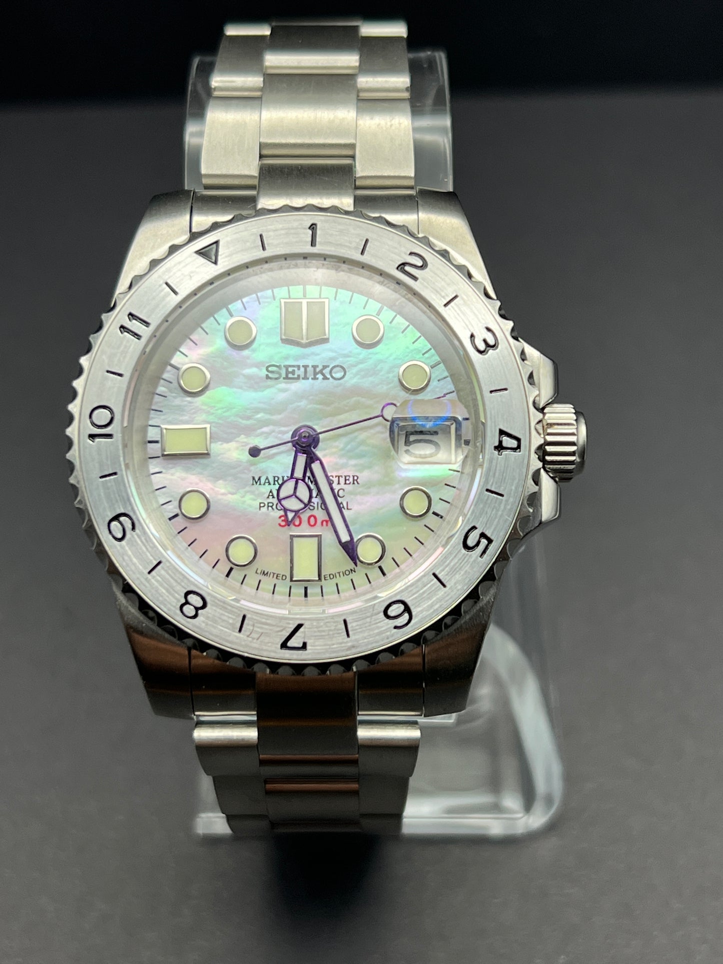 Silver Bezel Diver